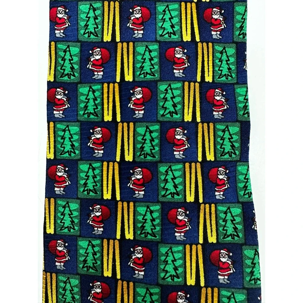 Cape Code Christmas Tie 100% Silk Santa Christmas Tree Holiday Mens 59
